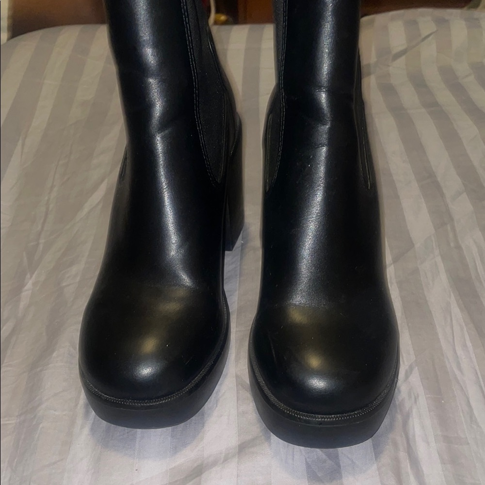 Soda Black Heeled Boots with Chunky Platform